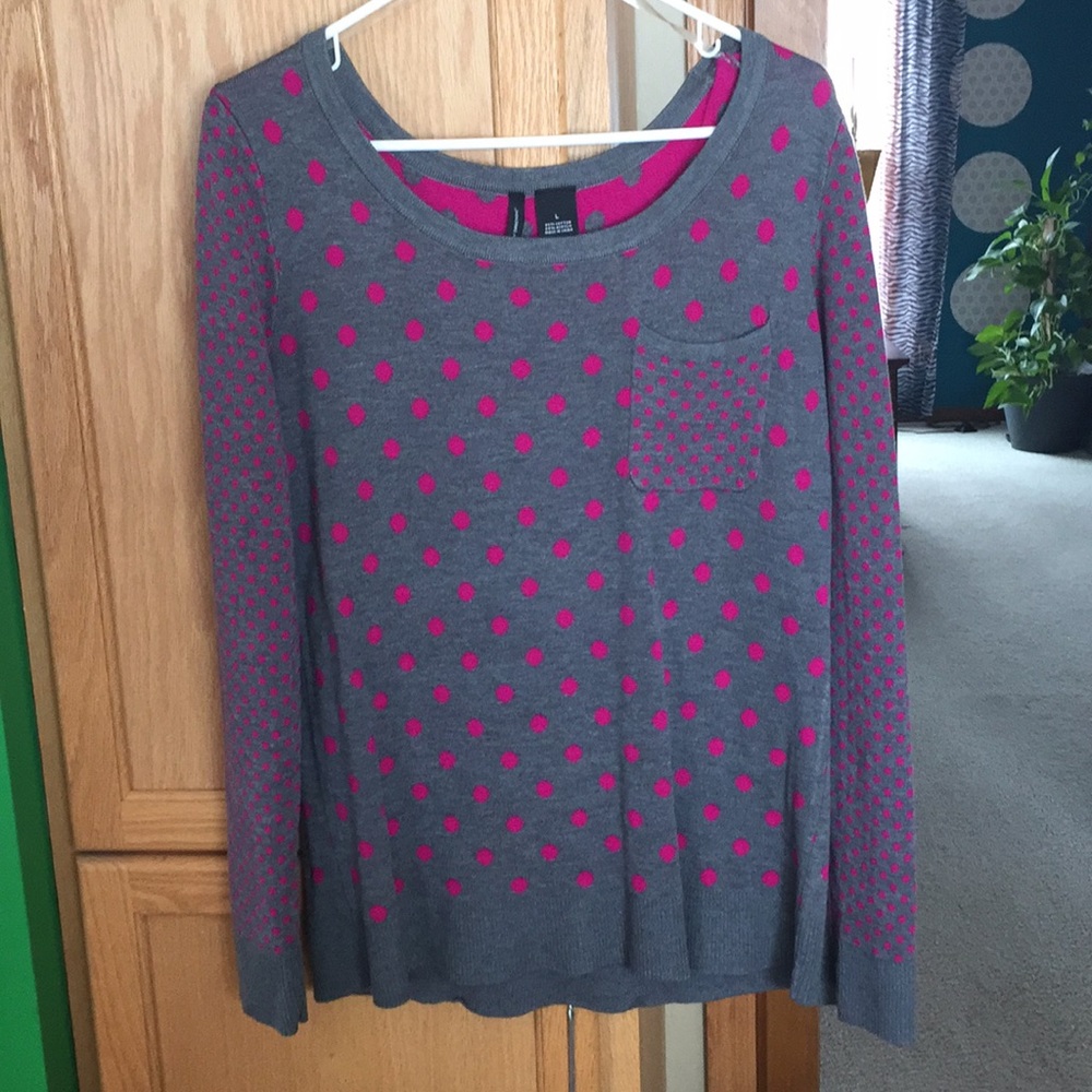 Like new polka dot sweater!!
